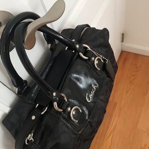 COACH WOMENS BLACK HANDBAG